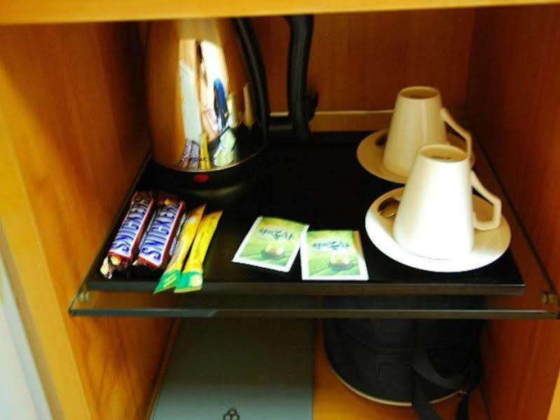 Arirang Tourist Hotel Changwon Buitenkant foto